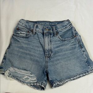 American Eagle Highest Rise 90’s Boyfriend Short Size 000 Distressed Denim